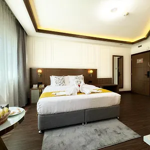 Fortune Plaza Hotel, Airport Hotel