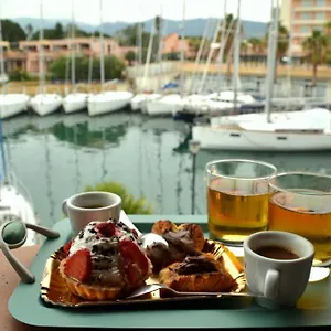 apartments-di-salvo.sicilyhotelsitaly.net/