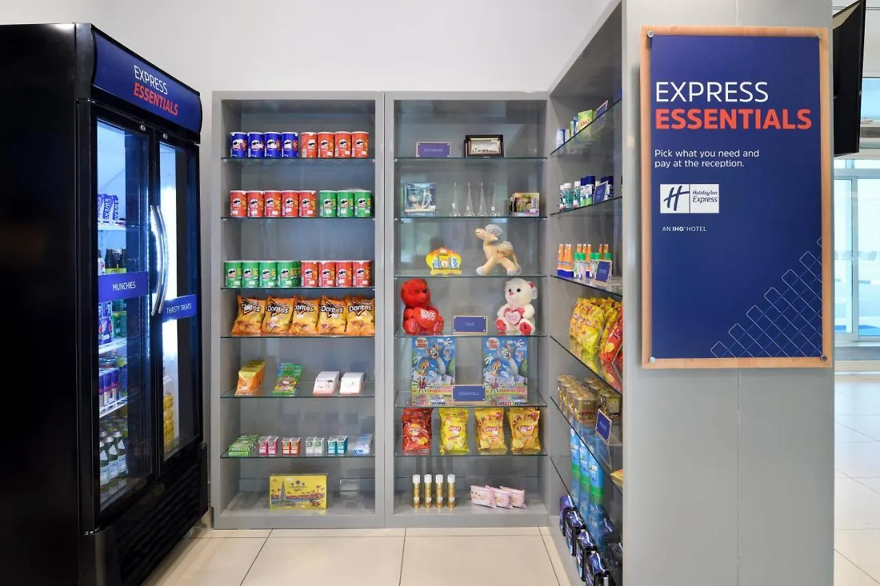 Holiday Inn Express Dubai Internet City By Ihg Hotel