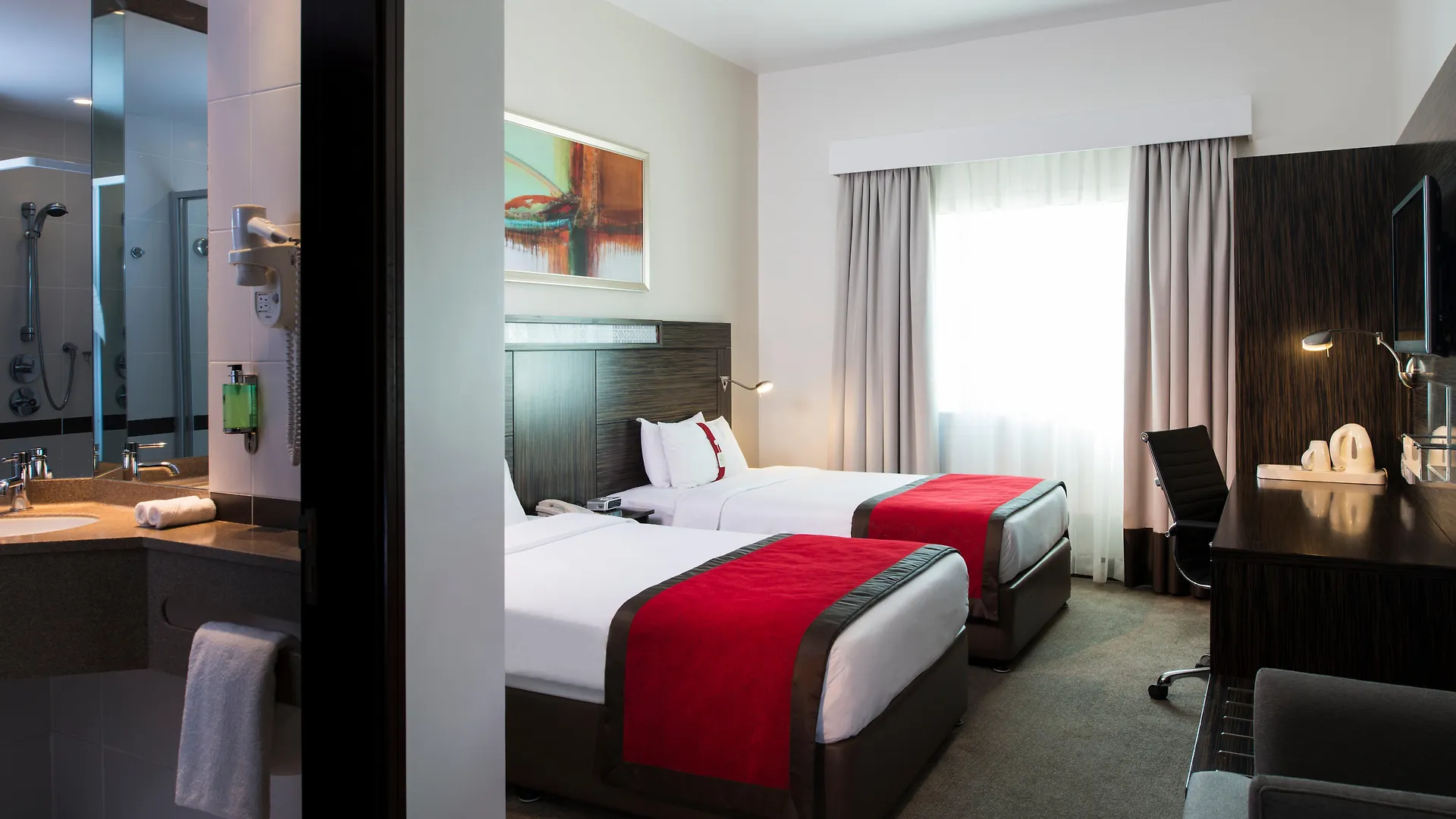 Hotel Holiday Inn Express Dubai Internet City By Ihg