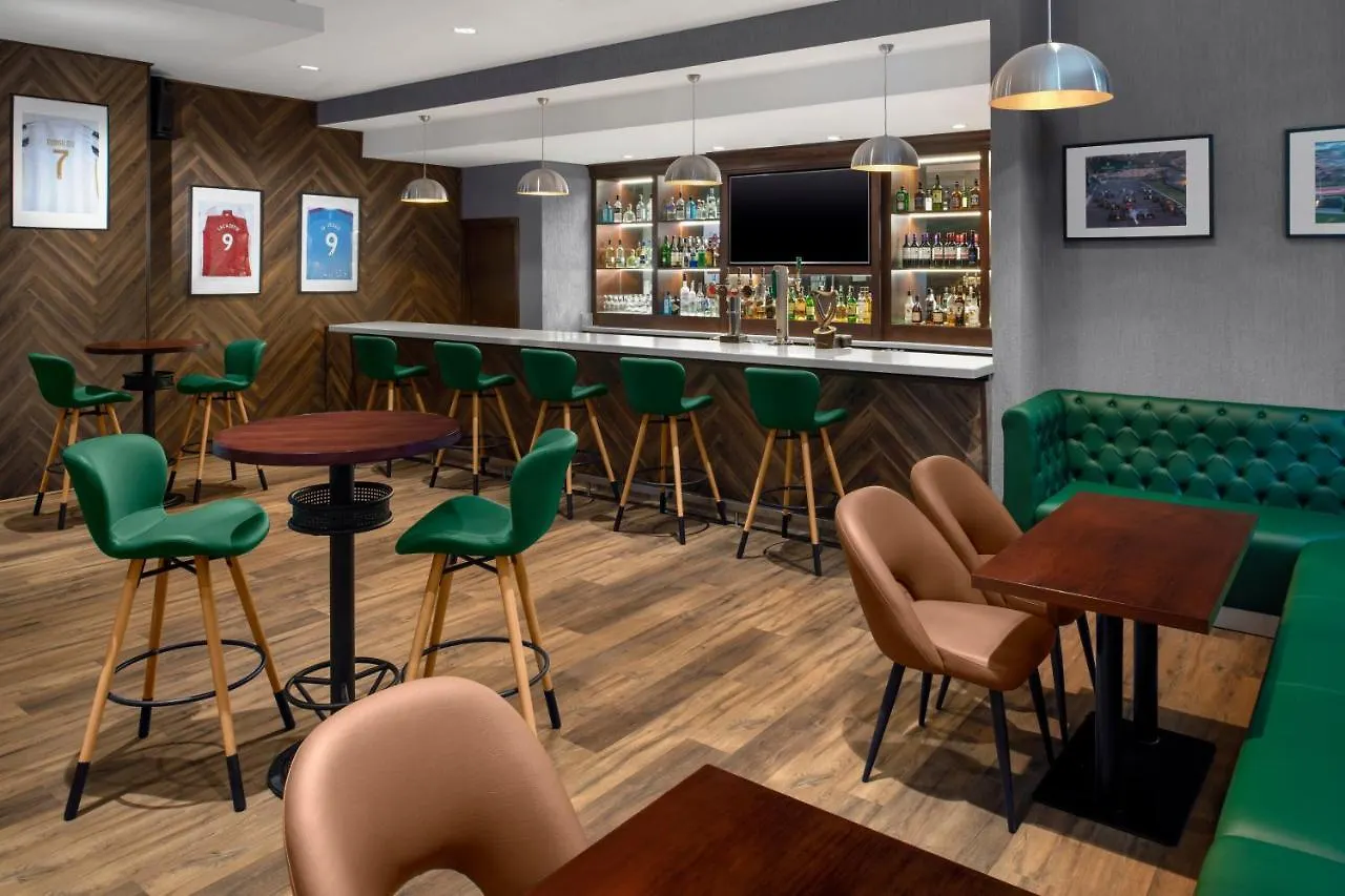 Holiday Inn Express Dubai Internet City By Ihg United Arab Emirates